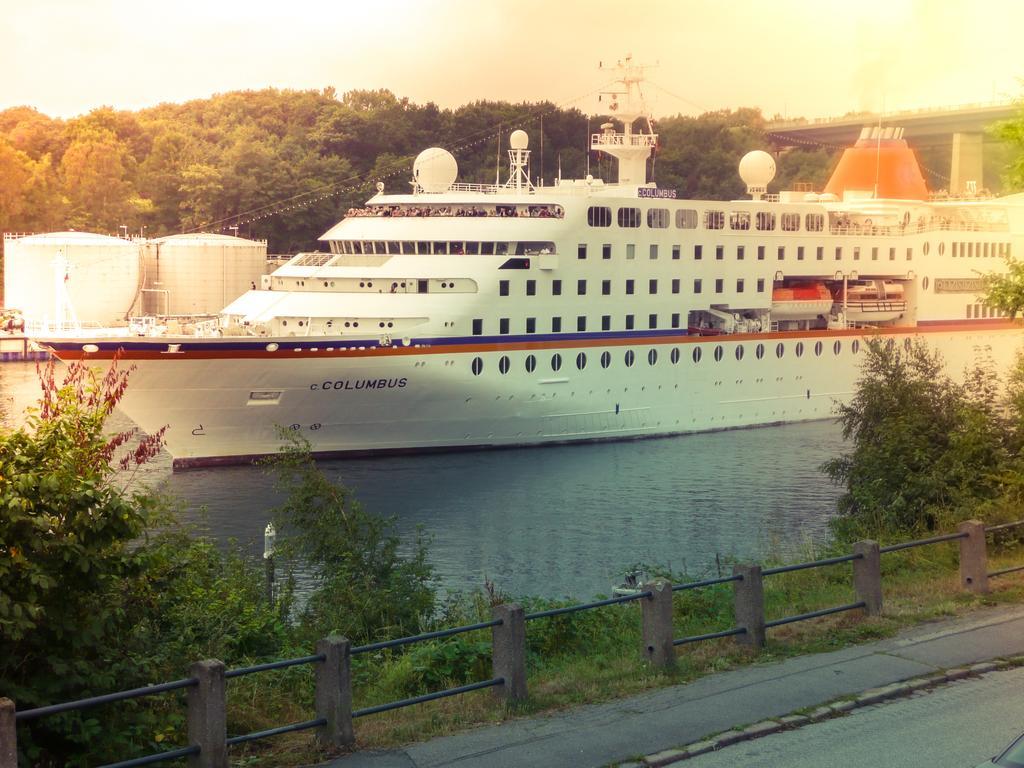 Hotel Waffenschmiede Kilonia Zewnętrze zdjęcie